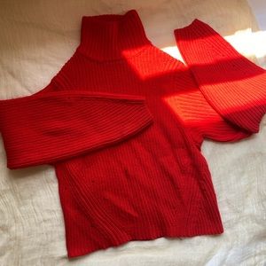 H&M Red Wool Blend Crop Turtleneck